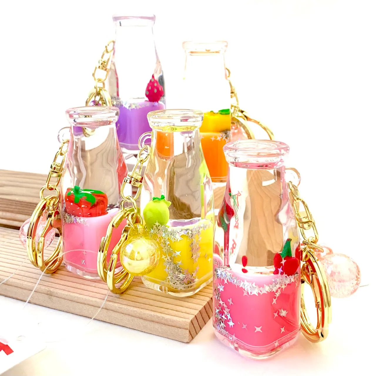 12071 FRUIT BOTTLE FLOATY KEY CHARM-12