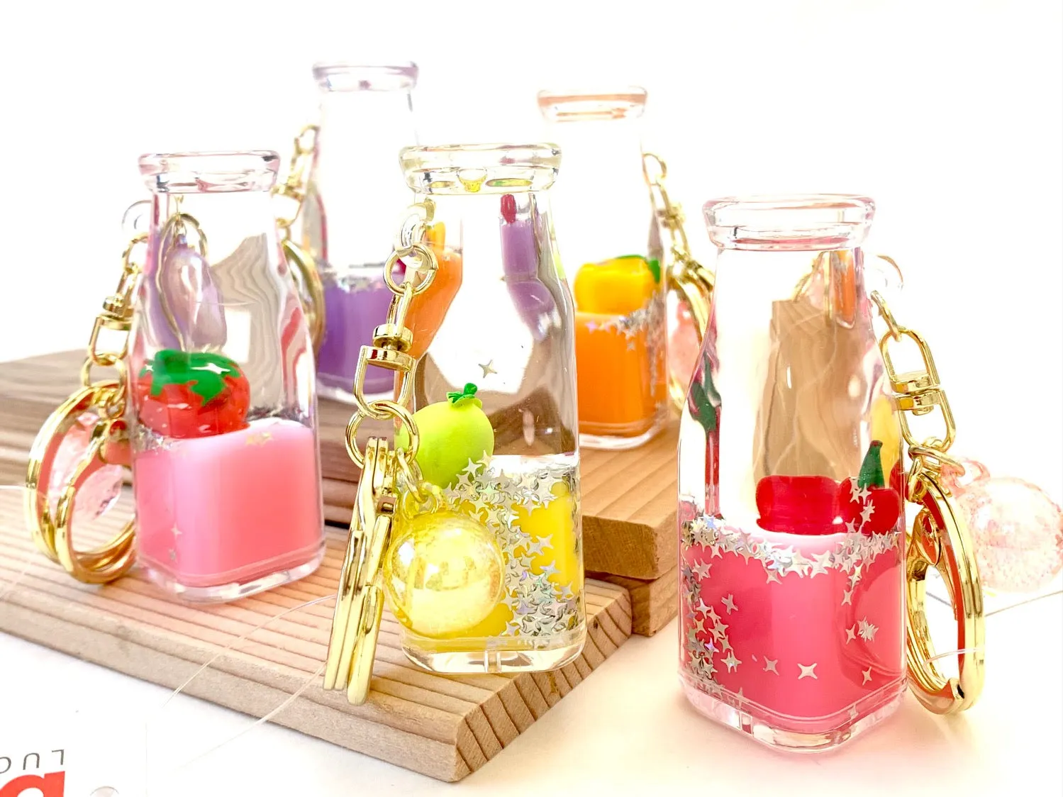 12071 FRUIT BOTTLE FLOATY KEY CHARM-12