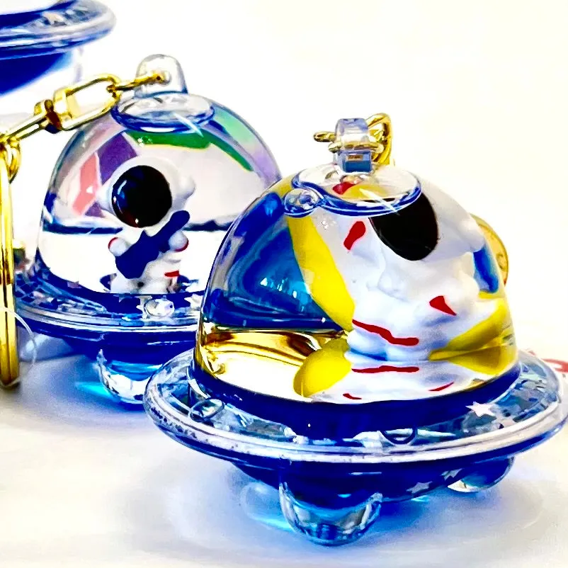 12102 ASTRONAUT UFO FLOATY KEY CHARM-12