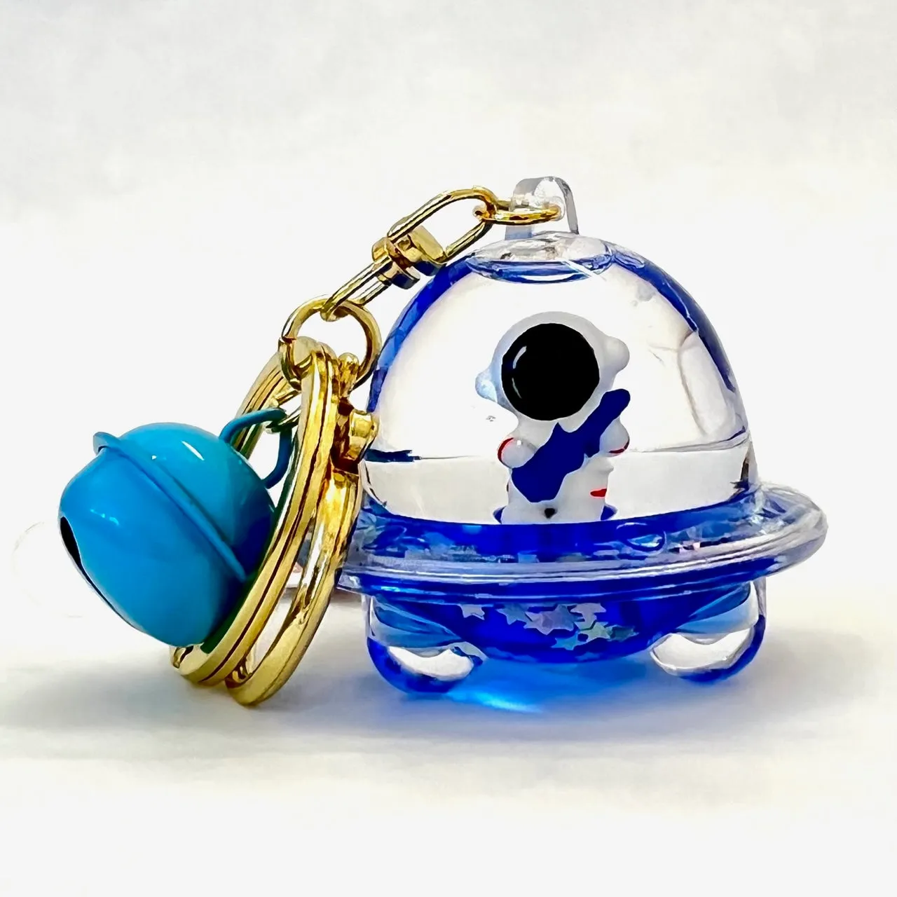 12102 ASTRONAUT UFO FLOATY KEY CHARM-12