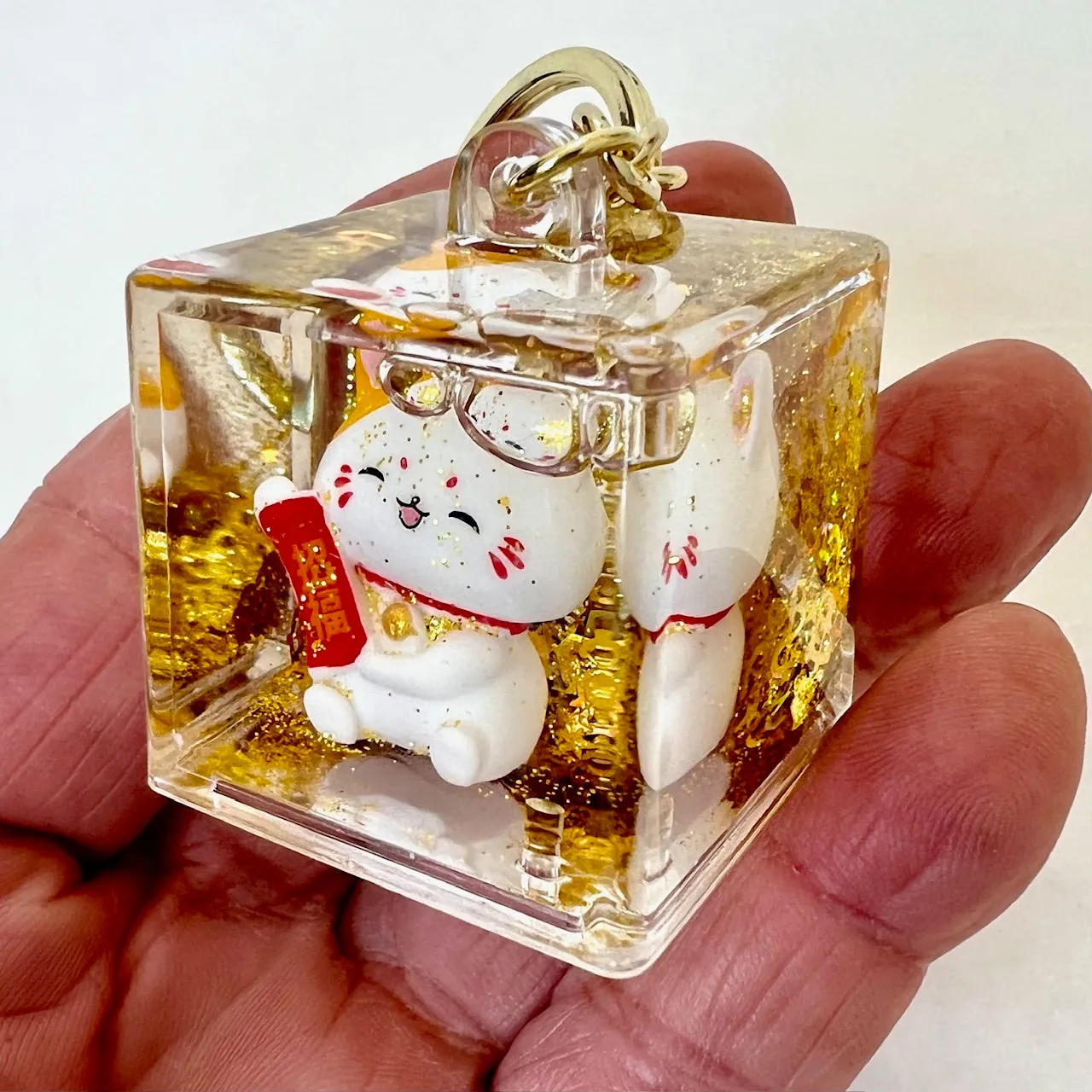 12167 LUCKY CAT FLOATY KEY CHARM-12