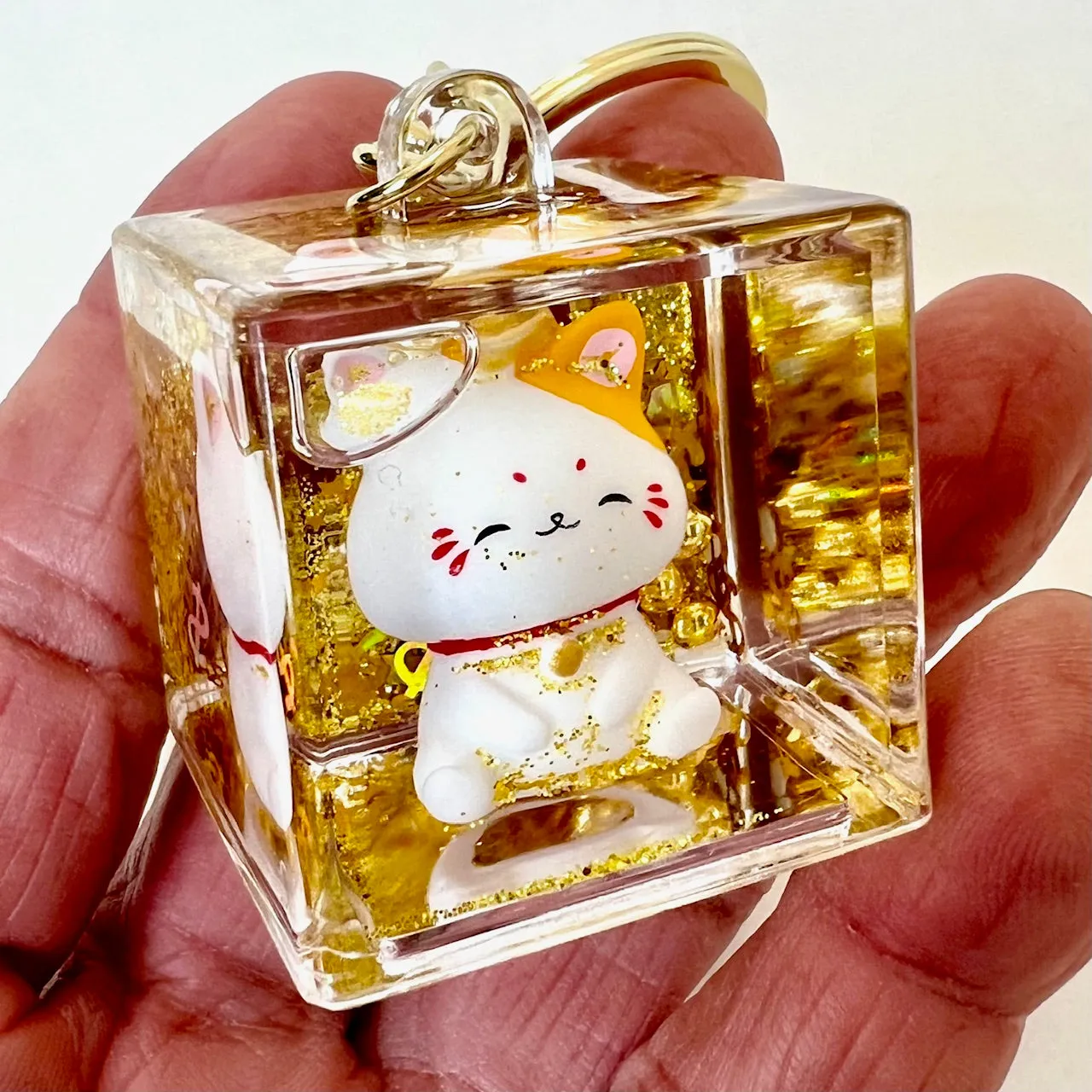 12167 LUCKY CAT FLOATY KEY CHARM-12