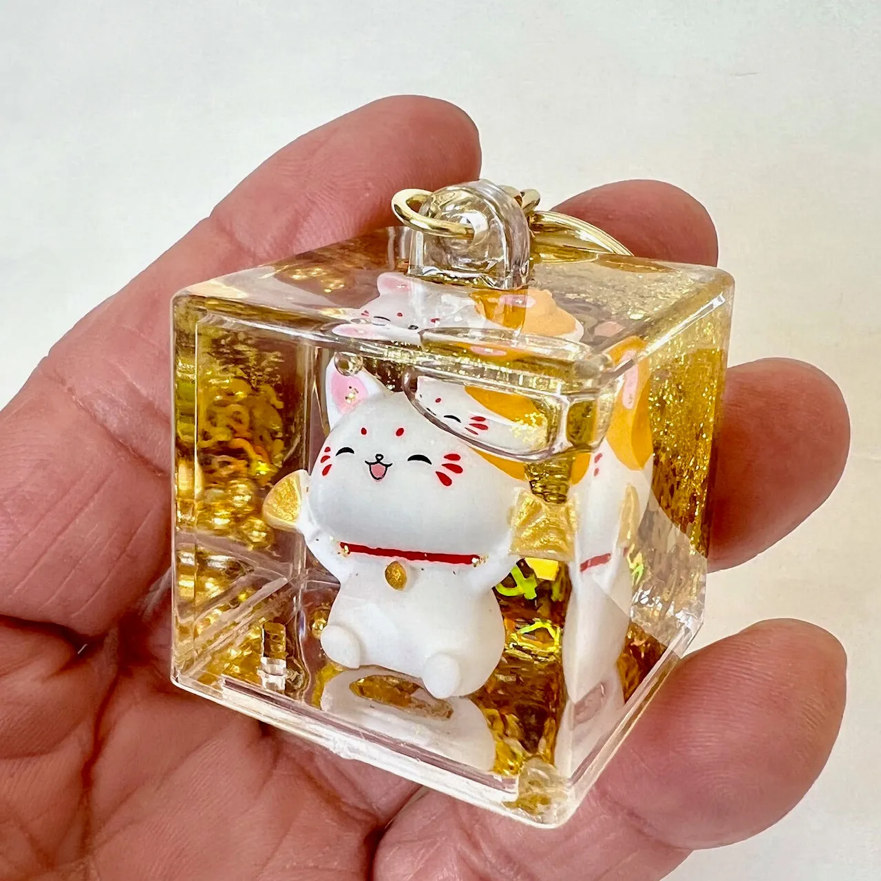 12167 LUCKY CAT FLOATY KEY CHARM-12
