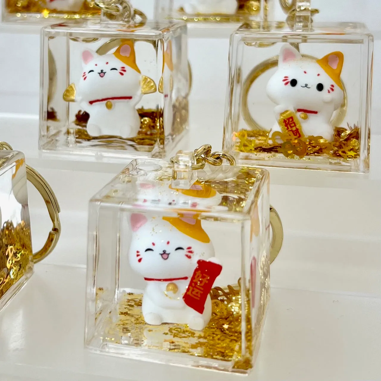 12167 LUCKY CAT FLOATY KEY CHARM-12