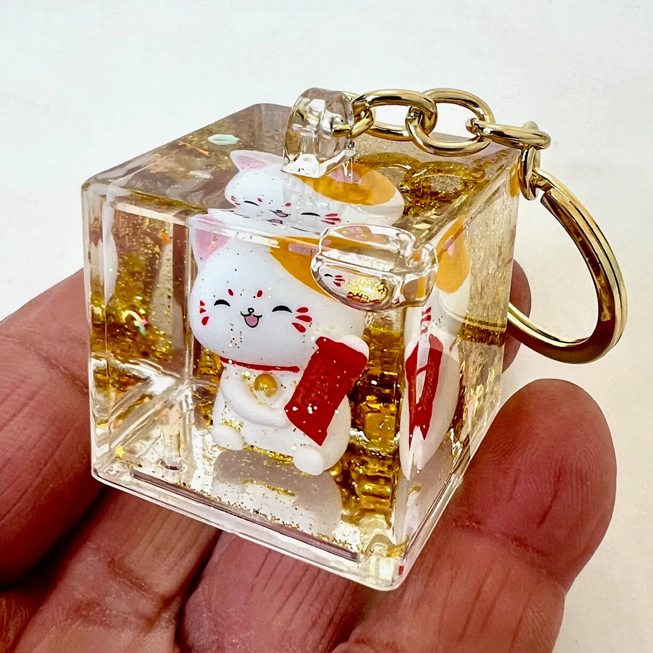 12167 LUCKY CAT FLOATY KEY CHARM-12