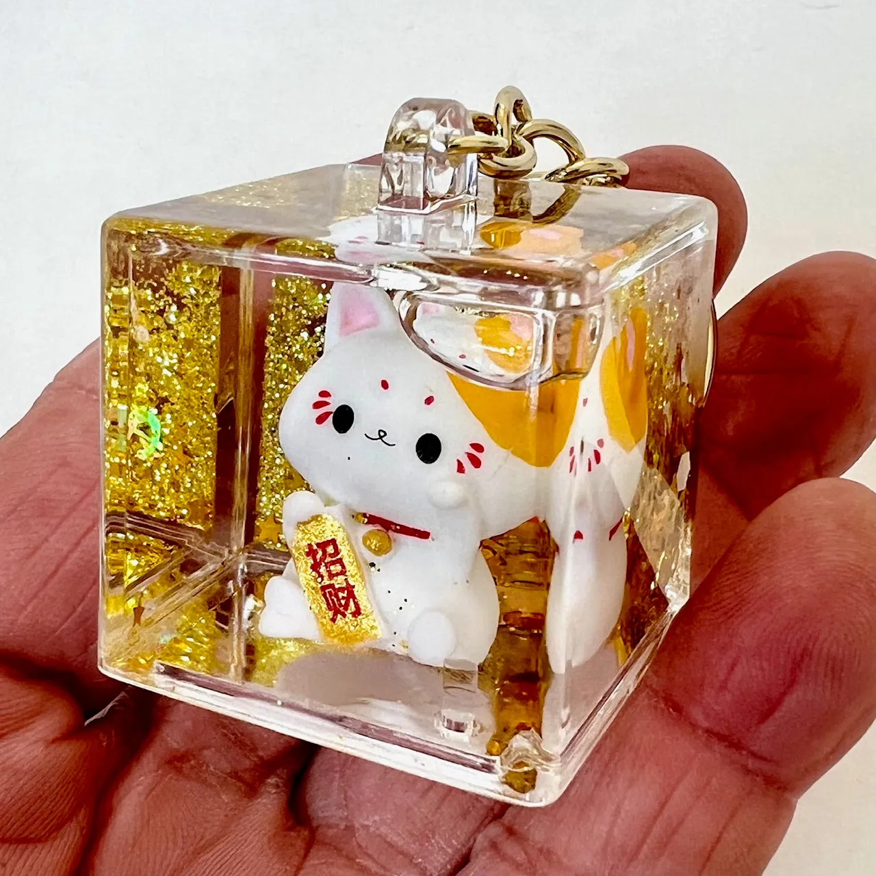 12167 LUCKY CAT FLOATY KEY CHARM-12