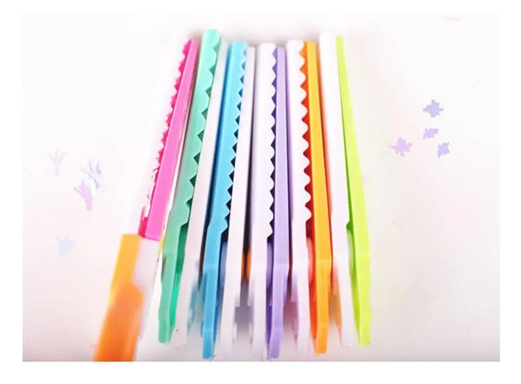 6 Pcs Colorful Zigzag Craft Plastic Scissors - H00137
