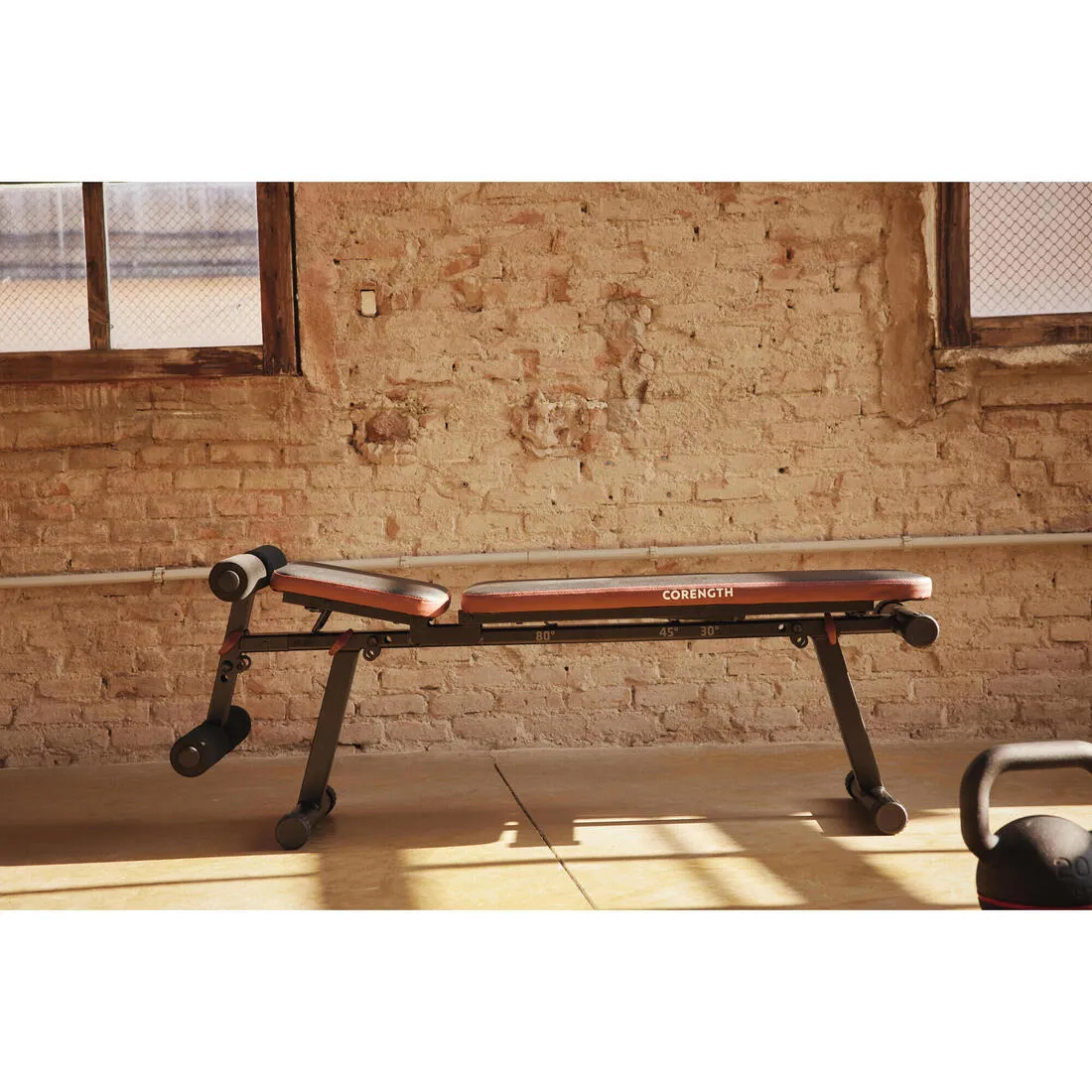 Fold-Down Incline Weights Bench with Leg Bar 500 Fold
