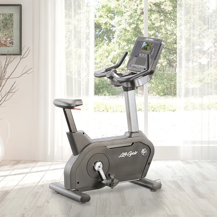 Life Fitness Club Series  Recumbent Bike