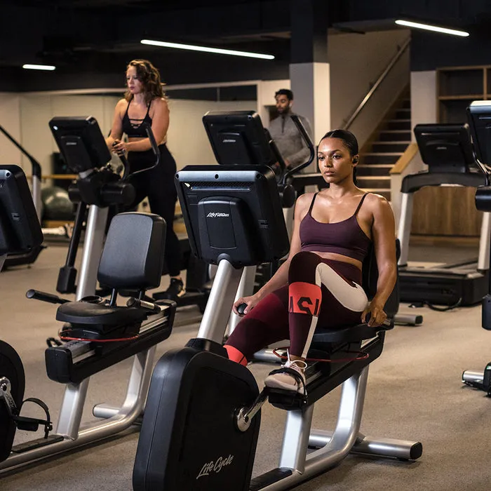 Life Fitness Club Series  Recumbent Bike