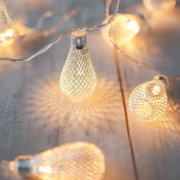 Metal Bulb LED Light 16 Lamps - H02550