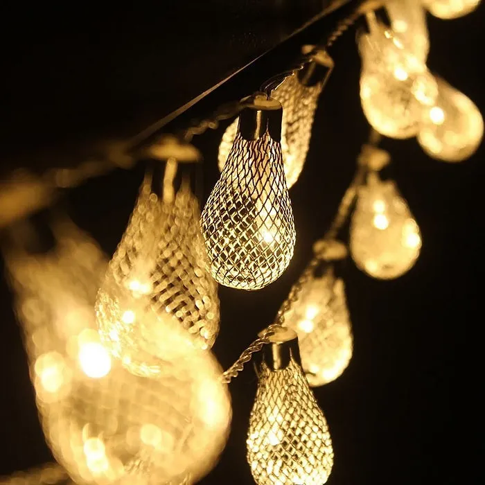 Metal Bulb LED Light 16 Lamps - H02550